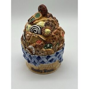Cookie‎ Jar Country Woman Basket Filled With  Cookies Baked Goods Cardinal Inc